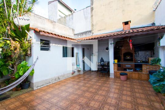 Casa 2 - Quintal/Espaço gourmet de casa à venda com 5 quartos, 240m² em Jardim Bela Vista, Santo André
