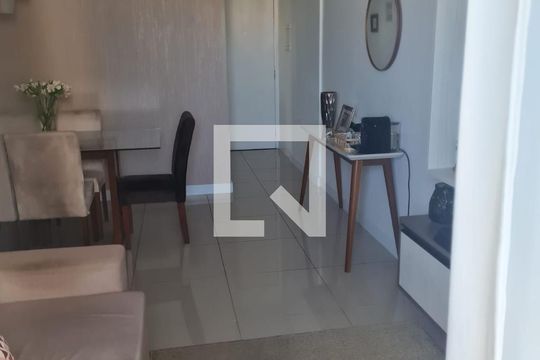 Sala de apartamento à venda com 3 quartos, 63m² em Vila Cunha Bueno, São Paulo