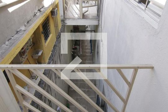 Sacada  de casa para alugar com 2 quartos, 70m² em Jardim Arize, São Paulo