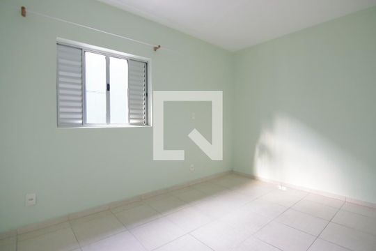 Quarto de casa à venda com 2 quartos, 60m² em Cidade Líder, São Paulo
