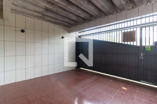 Garagem de casa à venda com 3 quartos, 225m² em Vila Matilde, São Paulo
