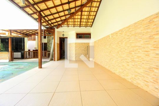Área externa
 de casa à venda com 5 quartos, 380m² em Dona Clara, Belo Horizonte