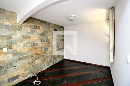 Quarto de casa à venda com 5 quartos, 380m² em Dona Clara, Belo Horizonte