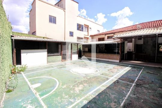 Área externa
 de casa à venda com 5 quartos, 380m² em Dona Clara, Belo Horizonte