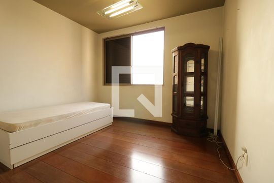 Quarto 1 de apartamento à venda com 4 quartos, 245m² em Vila Gilda, Santo André