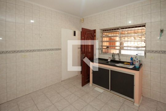 Cozinha de casa para alugar com 2 quartos, 70m² em Jardim Tiete, São Paulo