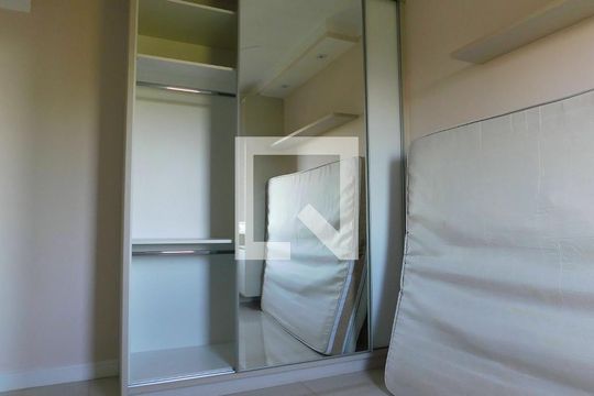 Quarto de apartamento para alugar com 2 quartos, 60m² em Morumbi, Paulínia