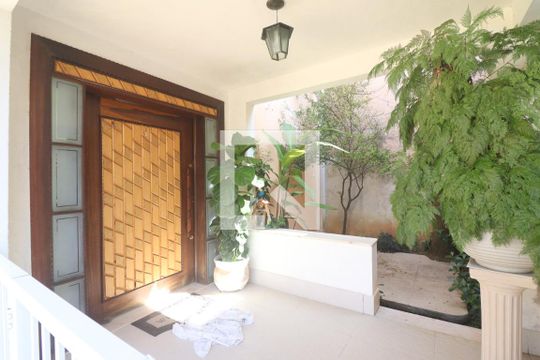 Quintal  de casa à venda com 4 quartos, 705m² em Santa Teresinha, São Paulo