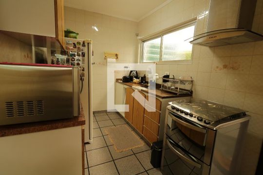 Cozinha de casa à venda com 3 quartos, 190m² em Vila Floresta, Santo André