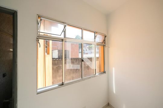 Vista da Cozinha de kitnet/studio para alugar com 1 quarto, 25m² em Nova Gerti, São Caetano do Sul