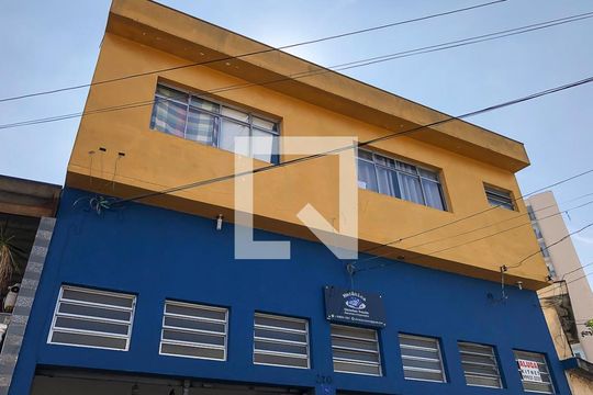 Fachada de kitnet/studio para alugar com 1 quarto, 25m² em Nova Gerti, São Caetano do Sul