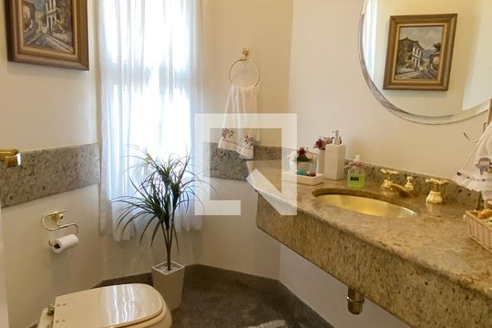 Lavabo de casa de condomínio para alugar com 4 quartos, 560m² em Alphaville Residencial Zero, Barueri