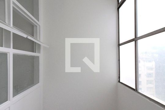 Varanda de kitnet/studio à venda com 0 quarto, 50m² em Campos Elíseos, São Paulo