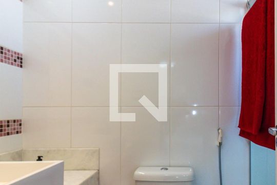 Banheiro de apartamento à venda com 4 quartos, 166m² em Palmares, Belo Horizonte