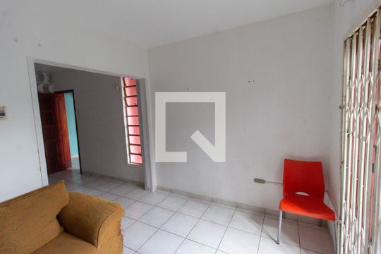 Sala de Estar de casa à venda com 4 quartos, 220m² em Cristo Rei, São Leopoldo