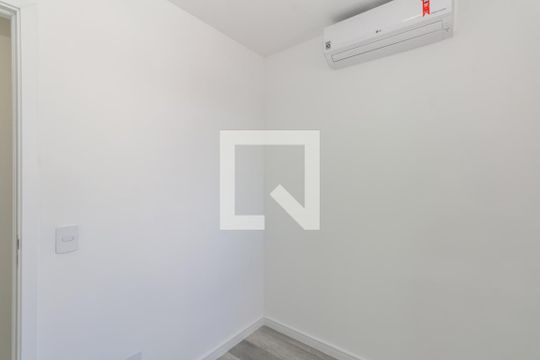 Quarto 2 de apartamento à venda com 2 quartos, 50m² em Indianópolis, São Paulo