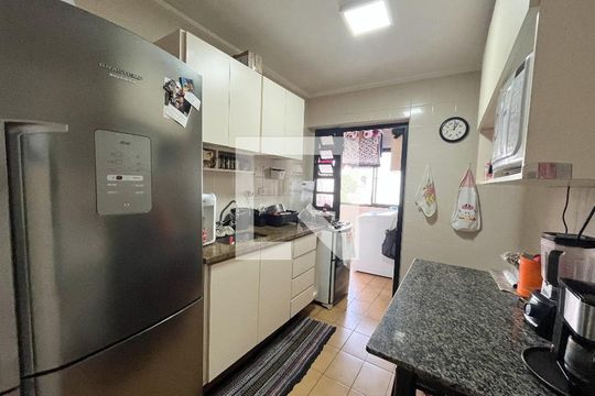 Cozinha de apartamento à venda com 2 quartos, 70m² em Saúde, São Paulo