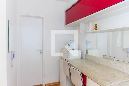 Cozinha de kitnet/studio à venda com 1 quarto, 26m² em Vila Prudente, São Paulo