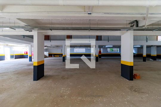 Garagem de apartamento para alugar com 1 quarto, 57m² em Campo Belo, São Paulo