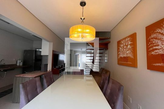 Sala de casa de condomínio à venda com 3 quartos, 115m² em Fazenda São Quirino, Campinas