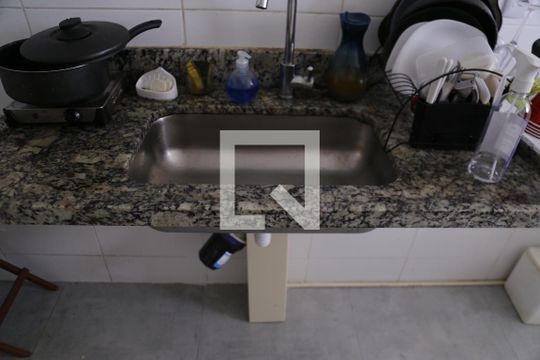 Cozinha de apartamento à venda com 2 quartos, 58m² em Jardim Íris, São Paulo
