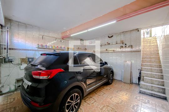 Garagem de casa à venda com 4 quartos, 150m² em Vila Regente Feijó, São Paulo