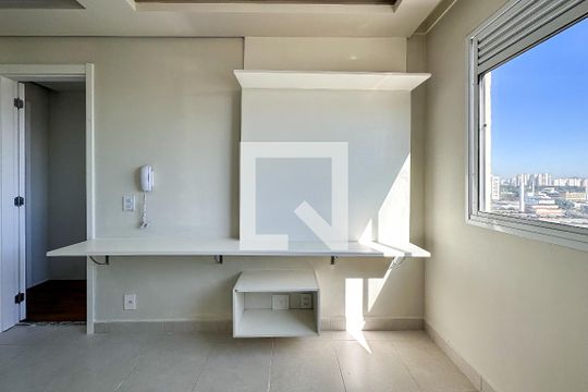 Sala de apartamento para alugar com 1 quarto, 27m² em Barra Funda, São Paulo