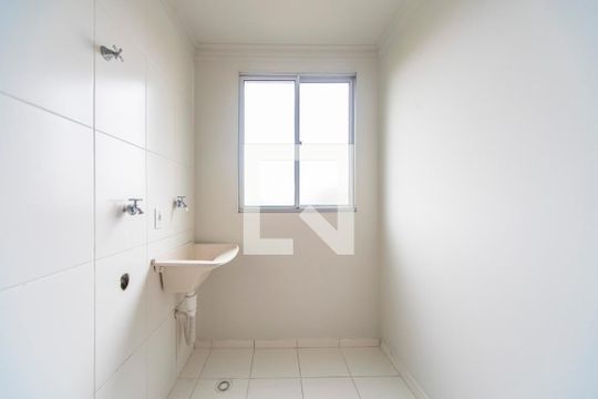 Área de Serviço de apartamento para alugar com 2 quartos, 50m² em Parque São Vicente, Mauá