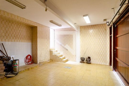 Garagem de casa à venda com 3 quartos, 267m² em Jardim Prudência, São Paulo