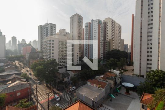 Vista de apartamento para alugar com 1 quarto, 52m² em Pinheiros, São Paulo