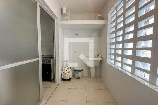 Área de Serviço de apartamento para alugar com 3 quartos, 100m² em Centro, Guarujá