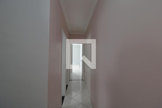 Corredor de casa à venda com 3 quartos, 117m² em Vila Arriete, São Paulo