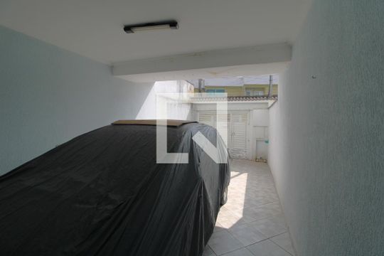 Garagem de casa à venda com 3 quartos, 117m² em Vila Arriete, São Paulo