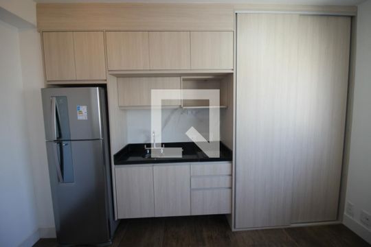 Cozinha de kitnet/studio à venda com 1 quarto, 21m² em Belenzinho, São Paulo