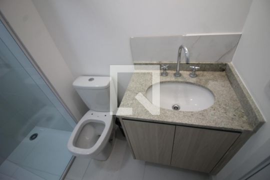 Banheiro de kitnet/studio à venda com 1 quarto, 21m² em Belenzinho, São Paulo