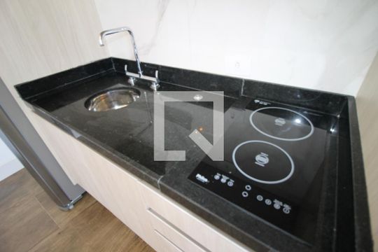 Cozinha de kitnet/studio à venda com 1 quarto, 21m² em Belenzinho, São Paulo