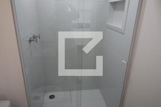 Banheiro de kitnet/studio à venda com 1 quarto, 21m² em Belenzinho, São Paulo