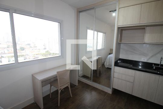 Quarto de kitnet/studio à venda com 1 quarto, 21m² em Belenzinho, São Paulo