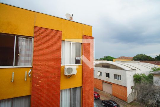 Quarto 3_Vista  de apartamento à venda com 3 quartos, 90m² em Navegantes, Porto Alegre