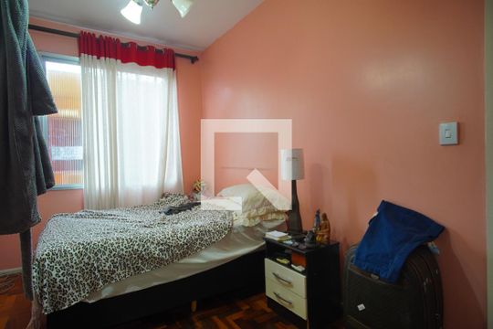 Quarto  2 de apartamento à venda com 3 quartos, 90m² em Navegantes, Porto Alegre