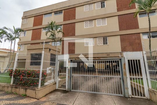 Fachada e Portaria de apartamento à venda com 2 quartos, 78m² em Cambuí, Campinas