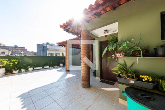 Área comum de casa à venda com 4 quartos, 286m² em São Lucas, São Paulo