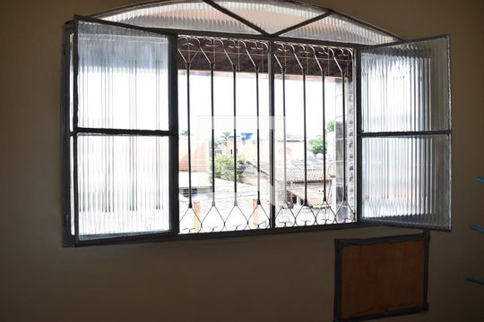 Detalhe de casa para alugar com 2 quartos, 80m² em Campo Grande, Rio de Janeiro