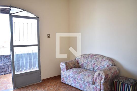Sala de casa para alugar com 2 quartos, 80m² em Campo Grande, Rio de Janeiro