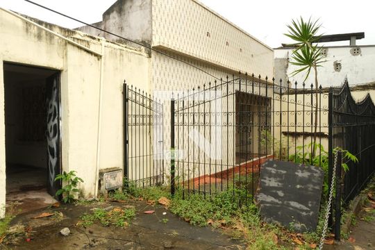Fachada de casa para alugar com 5 quartos, 237m² em Rio Vermelho, Salvador