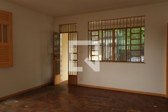 Casa para alugar com 5 quartos, 237m² em Rio Vermelho, Salvador