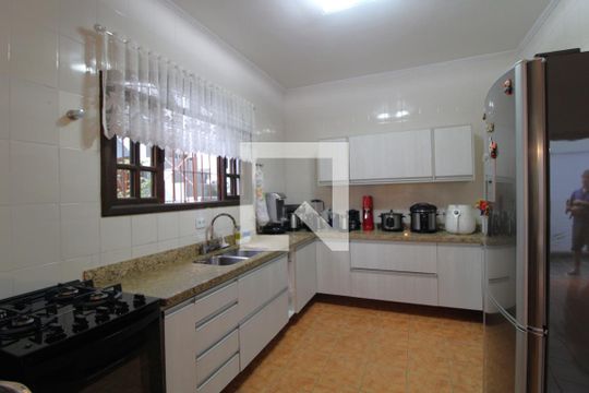 Cozinha de casa à venda com 3 quartos, 300m² em Vila Constancia, São Paulo