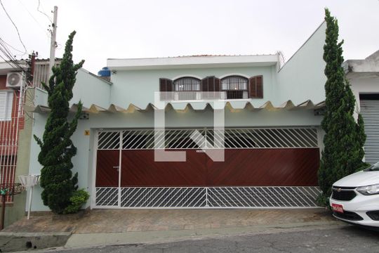 Fachada de casa à venda com 3 quartos, 300m² em Vila Constancia, São Paulo