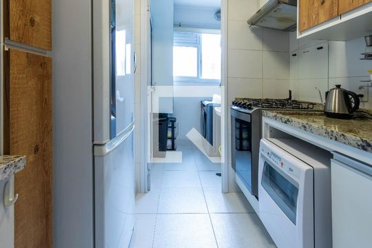 Cozinha de apartamento para alugar com 2 quartos, 79m² em Parque da Vila Prudente, São Paulo