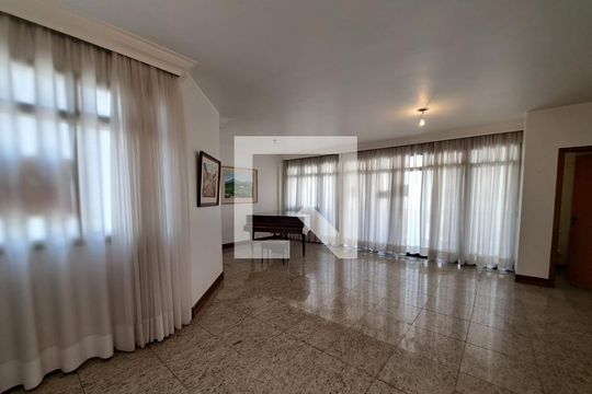 Sala de apartamento à venda com 4 quartos, 180m² em Serra, Belo Horizonte